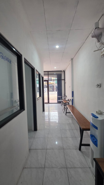 Di Jual Ruko Untuk Kantor Di Galaxy — Foto 2