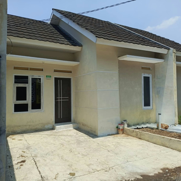 Di Jual Rumah Cantik Di Sukabumi — Foto 2